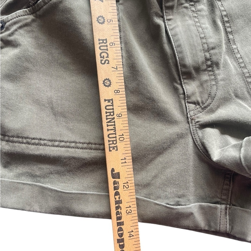Express Olive High-Waisted Shorts - Picture 5 of 6